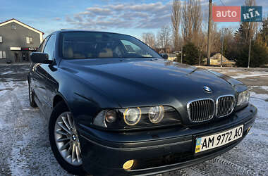 Седан BMW 5 Series 2002 в Звягеле