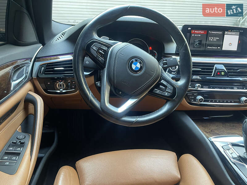Седан BMW 5 Series 2017 в Харькове