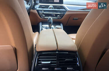 Седан BMW 5 Series 2017 в 