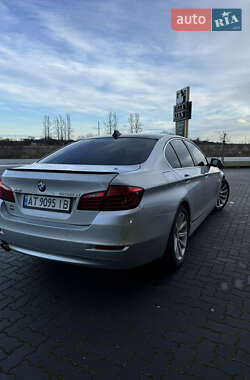 Седан BMW 5 Series 2014 в Отинії