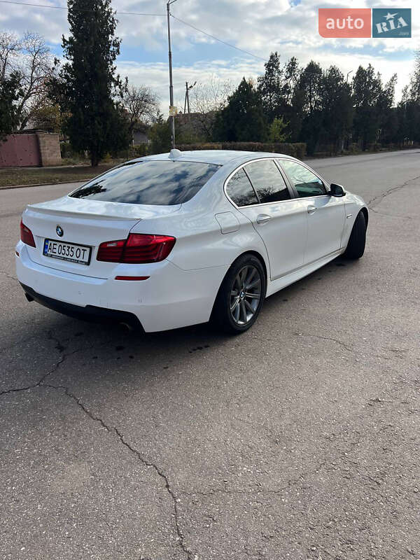 Седан BMW 5 Series 2014 в Кривом Роге