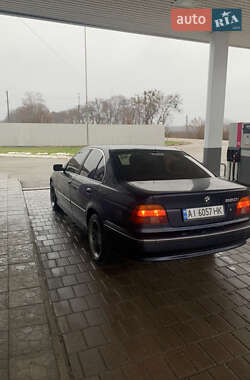 Седан BMW 5 Series 2000 в 