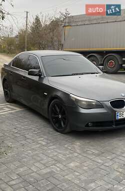 Седан BMW 5 Series 2004 в Олександрівці