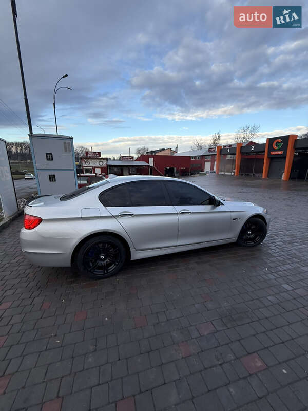 Седан BMW 5 Series 2011 в Хмельницком