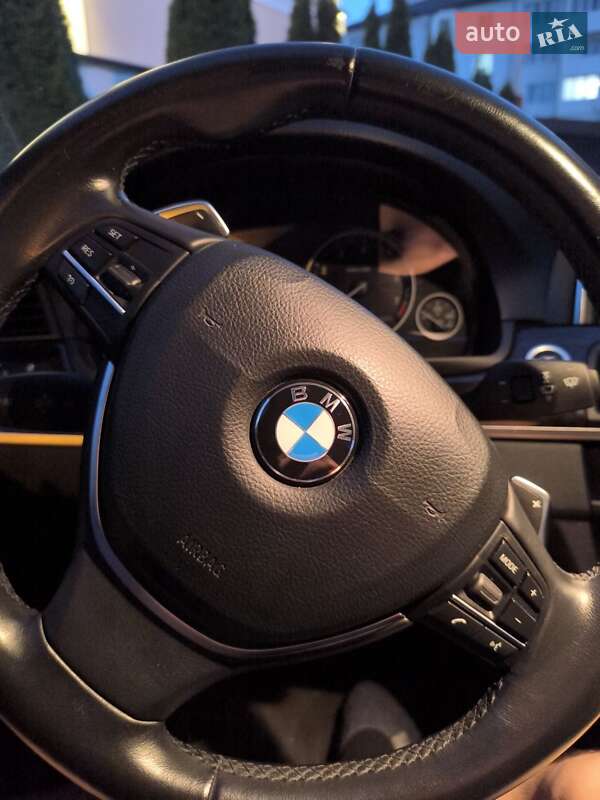 Седан BMW 5 Series 2016 в Дрогобичі