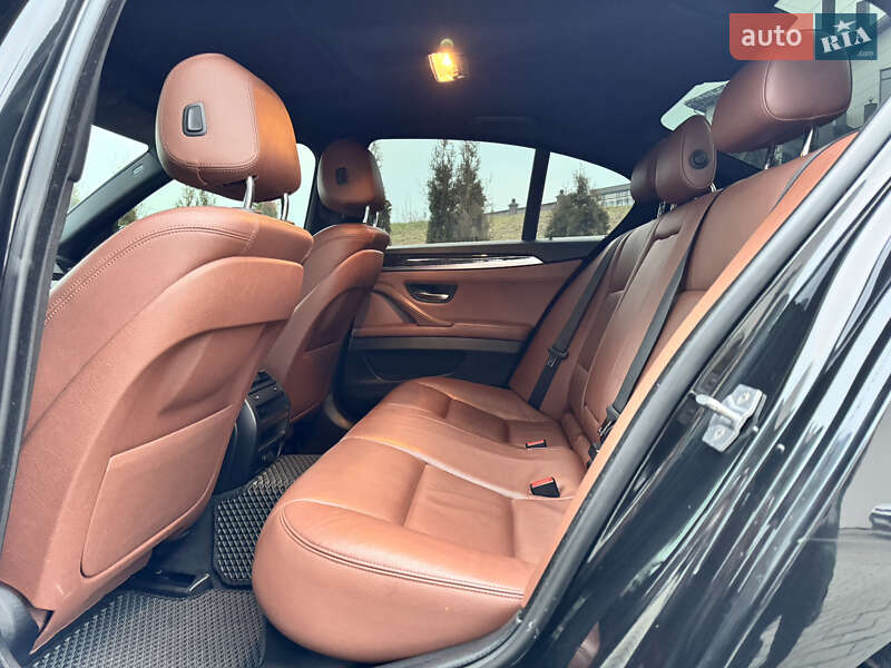Седан BMW 5 Series 2014 в Києві фото 20 Седан BMW 5 Series 2014 в Києві