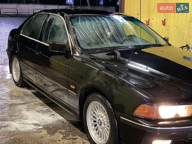 Седан BMW 5 Series 1997 в Володимирі