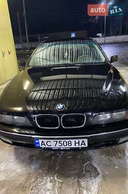 Седан BMW 5 Series 1997 в Владимире