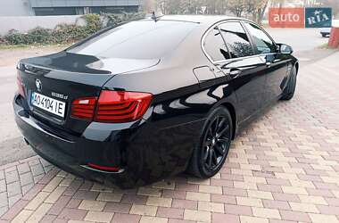 Седан BMW 5 Series 2015 в Ужгороде