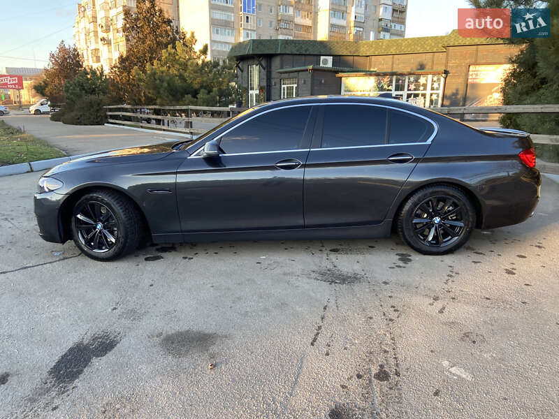 Седан BMW 5 Series 2015 в Кропивницькому