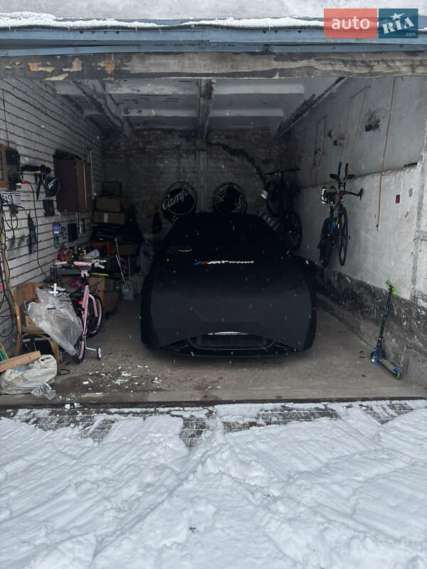 Седан BMW 5 Series 2011 в Хмельницькому