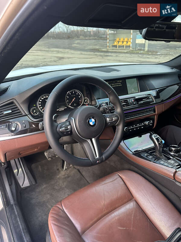 Седан BMW 5 Series 2012 в Черновцах