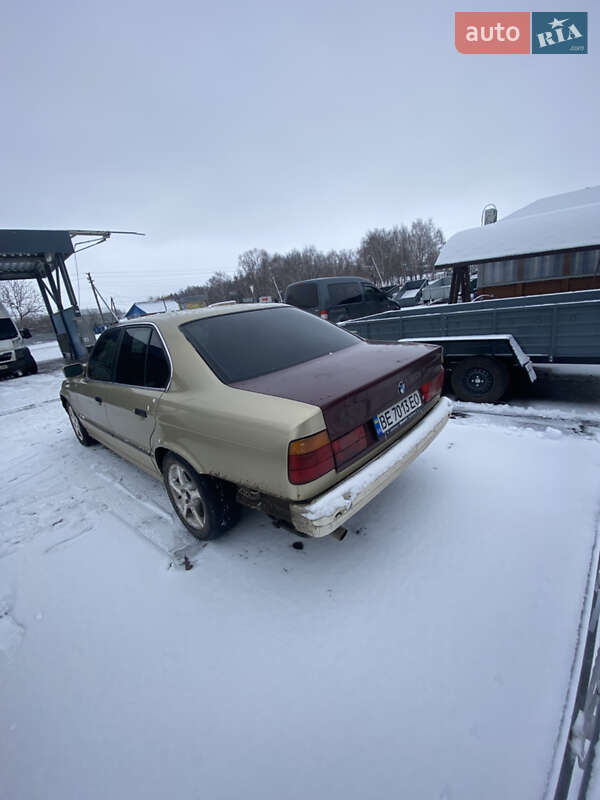 Седан BMW 5 Series 1990 в Ружине фото 6 Седан BMW 5 Series 1990 в Ружине