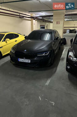 Седан BMW 5 Series 2017 в 