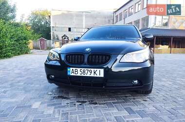 Седан BMW 5 Series 2004 в Немирове