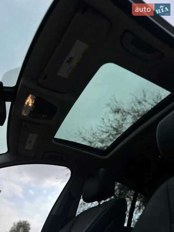 Седан BMW 5 Series 2012 в Запоріжжі