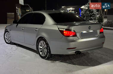 Седан BMW 5 Series 2004 в Сарнах