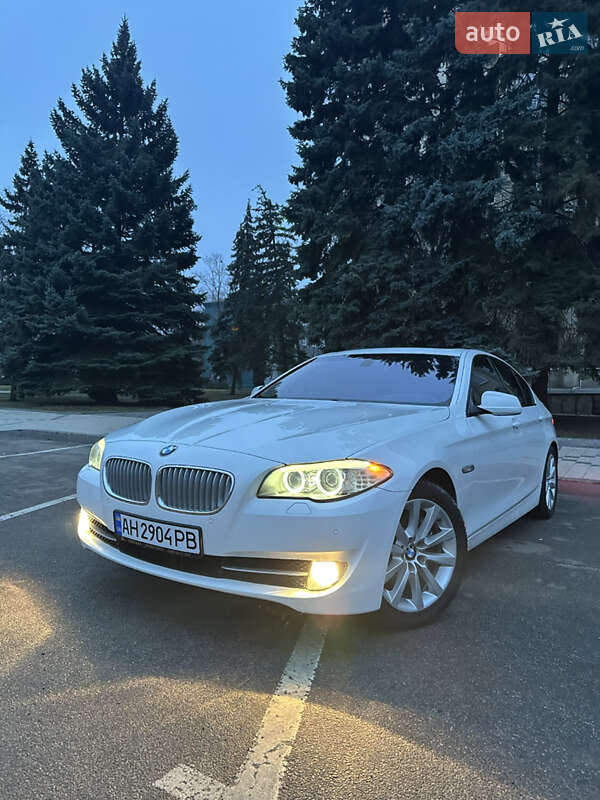 BMW 5 Series 2010