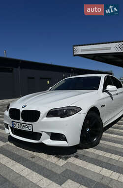 Седан BMW 5 Series 2012 в 