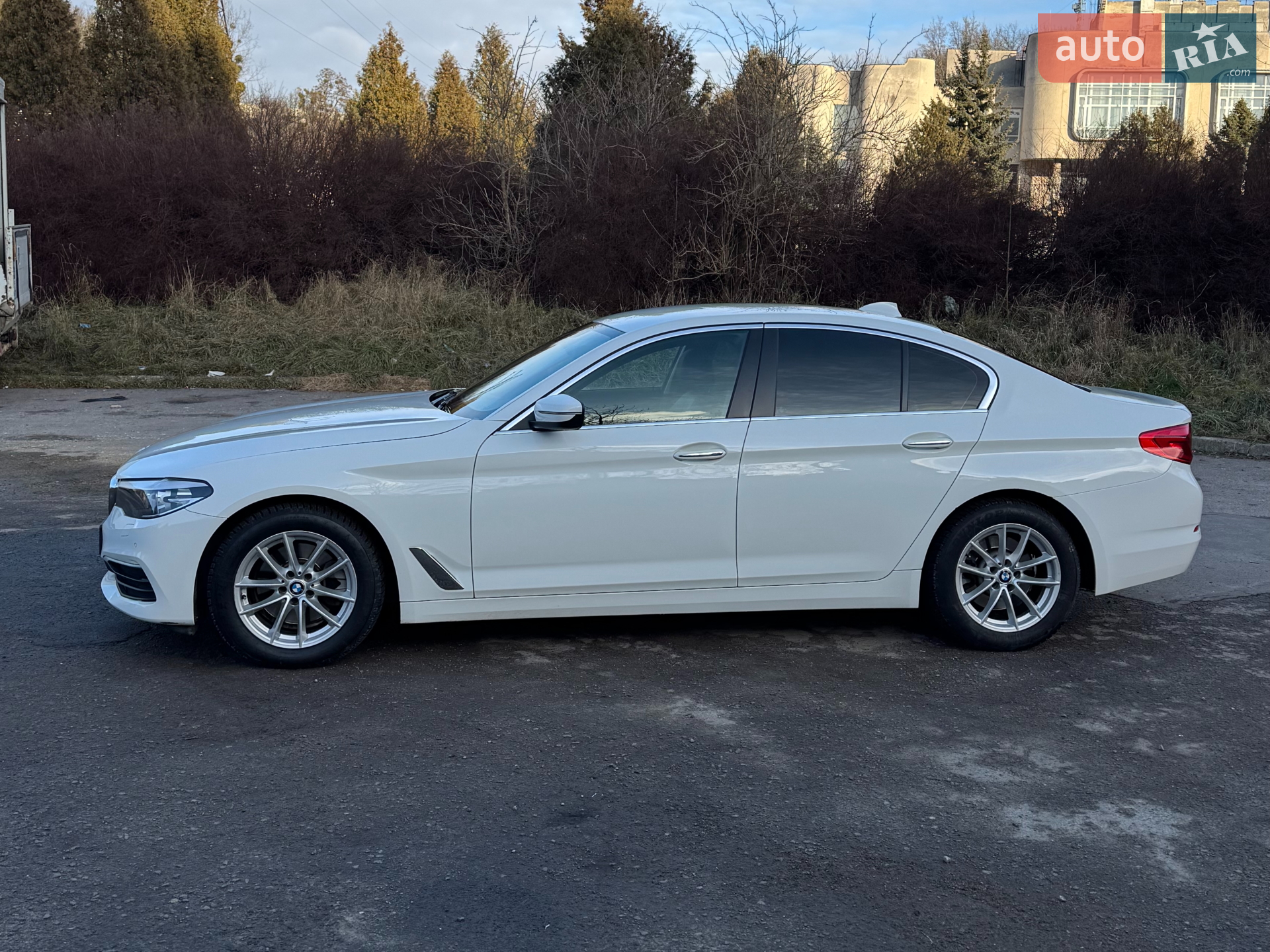 2017 BMW 5er - мініатюра 11