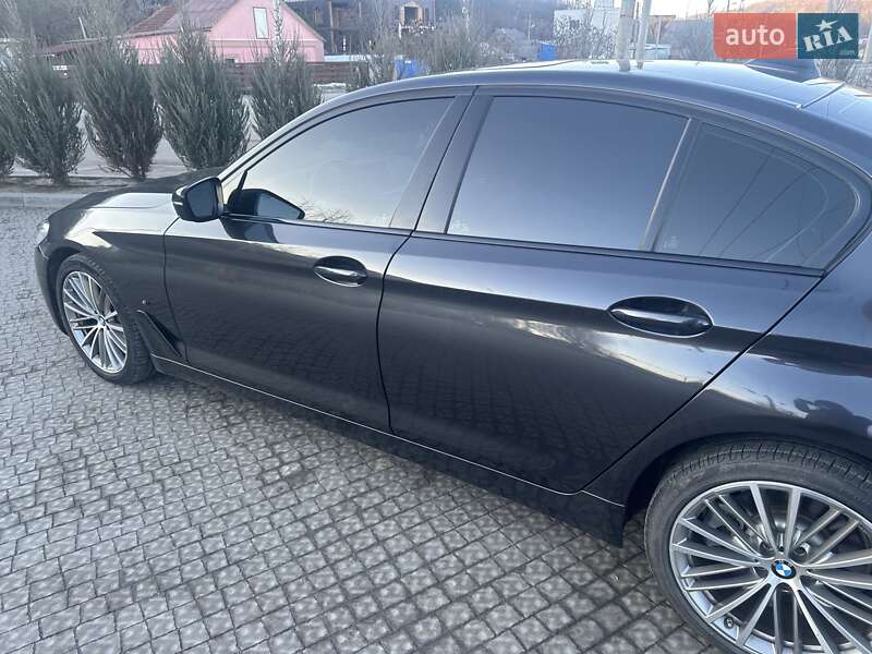 Седан BMW 5 Series 2019 в Полтаві