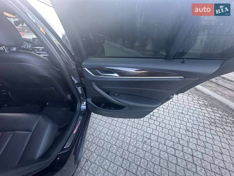 Седан BMW 5 Series 2019 в Полтаві