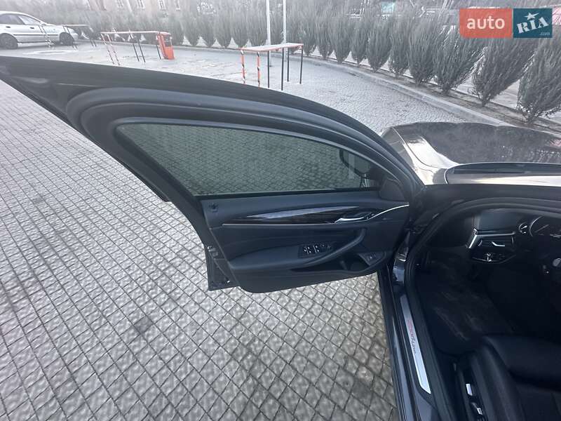Седан BMW 5 Series 2019 в Полтаві