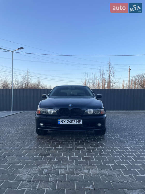 Седан BMW 5 Series 1999 в Баре