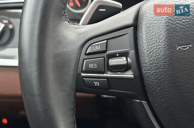 Седан BMW 5 Series 2010 в 