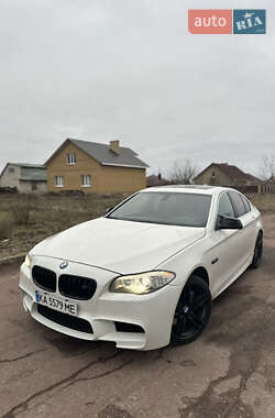 Седан BMW 5 Series 2011 в Глухові