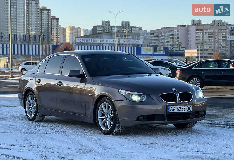 Седан BMW 5 Series 2004 в Києві