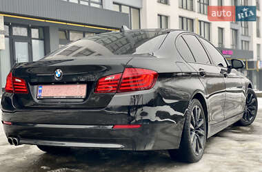 Седан BMW 5 Series 2015 в Новояворівську