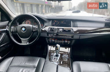 Седан BMW 5 Series 2015 в Новояворівську