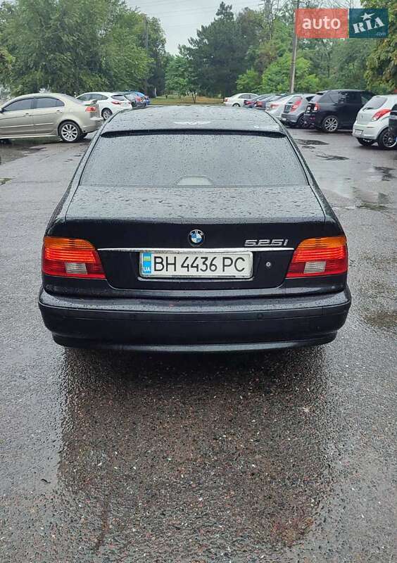 Седан BMW 5 Series 2000 в Одесі