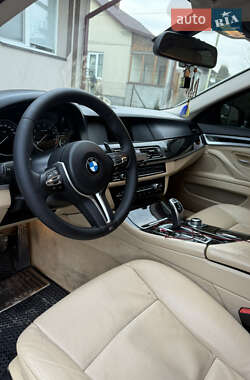 Седан BMW 5 Series 2012 в 