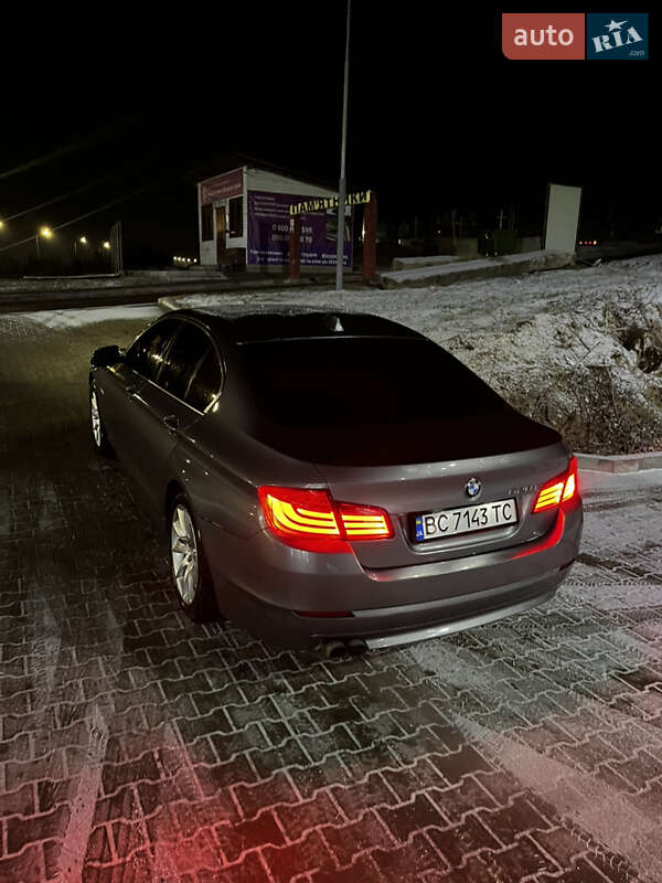 Седан BMW 5 Series 2013 в Львове