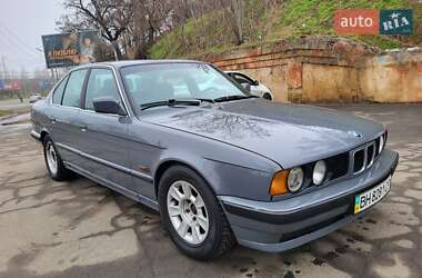 Седан BMW 5 Series 1990 в Одесі