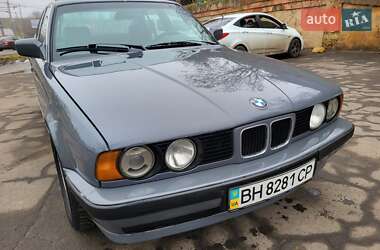 Седан BMW 5 Series 1990 в Одесі