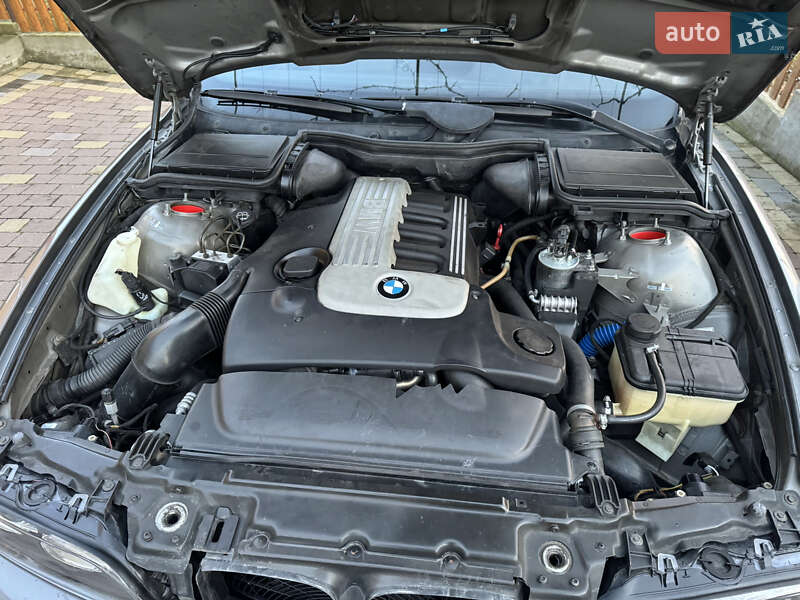 Седан BMW 5 Series 2002 в Иршаве