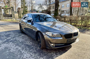 Седан BMW 5 Series 2012 в Тячеві