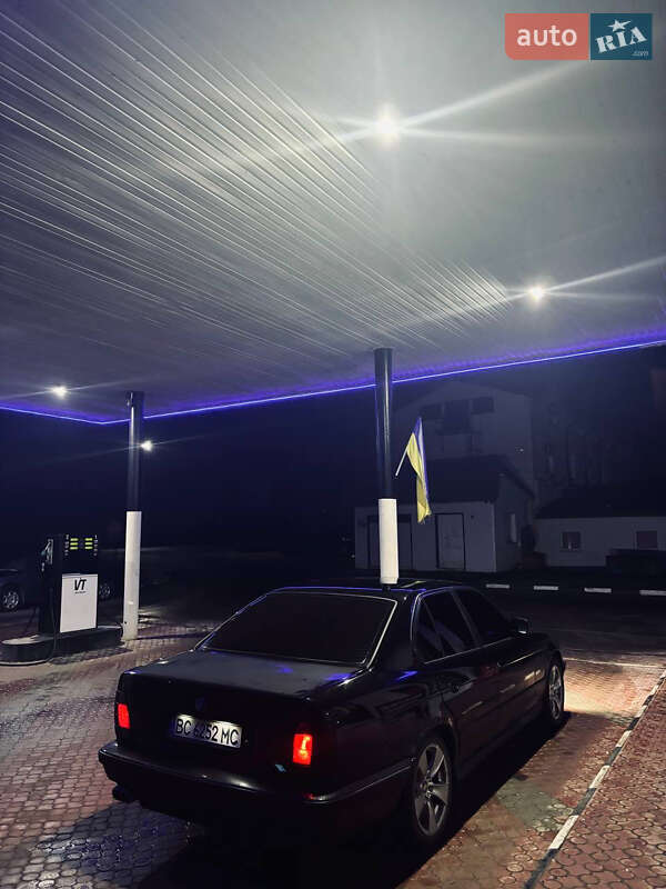 Седан BMW 5 Series 1995 в Косові