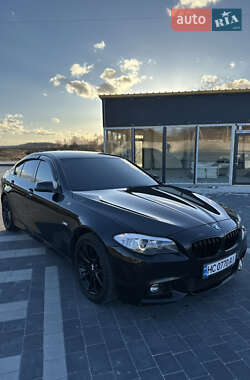 Седан BMW 5 Series 2011 в Львове