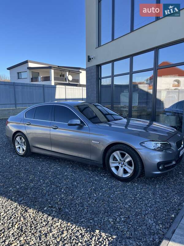 Седан BMW 5 Series 2014 в 