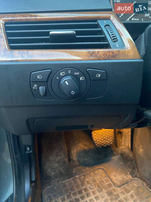 Универсал BMW 5 Series 2006 в Цумани фото 21 Универсал BMW 5 Series 2006 в Цумани