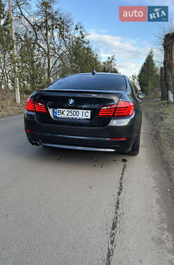 Седан BMW 5 Series 2013 в Ровно