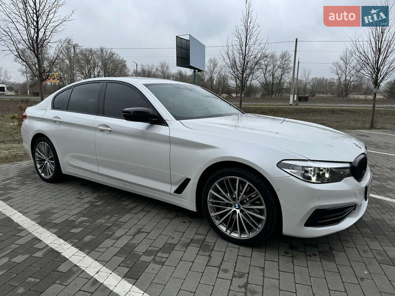 Седан BMW 5 Series 2019 в Киеве фото 7 Седан BMW 5 Series 2019 в Киеве