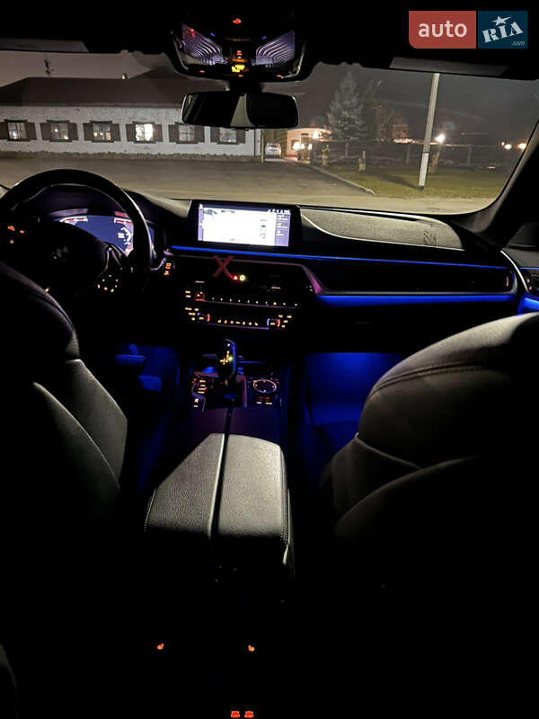 Седан BMW 5 Series 2019 в Киеве фото 44 Седан BMW 5 Series 2019 в Киеве