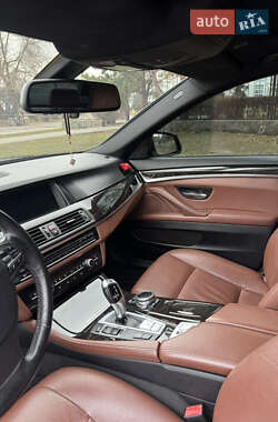 Седан BMW 5 Series 2014 в 
