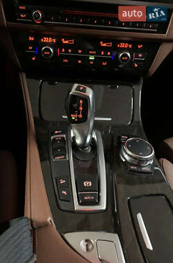 Седан BMW 5 Series 2015 в 