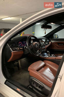 Седан BMW 5 Series 2015 в 